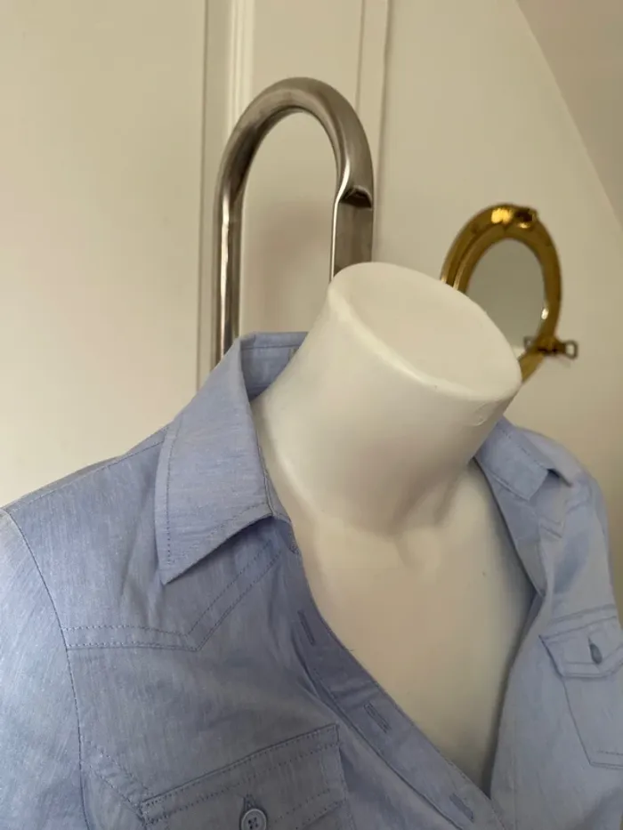 Chemise bleue - photo numéro 12
