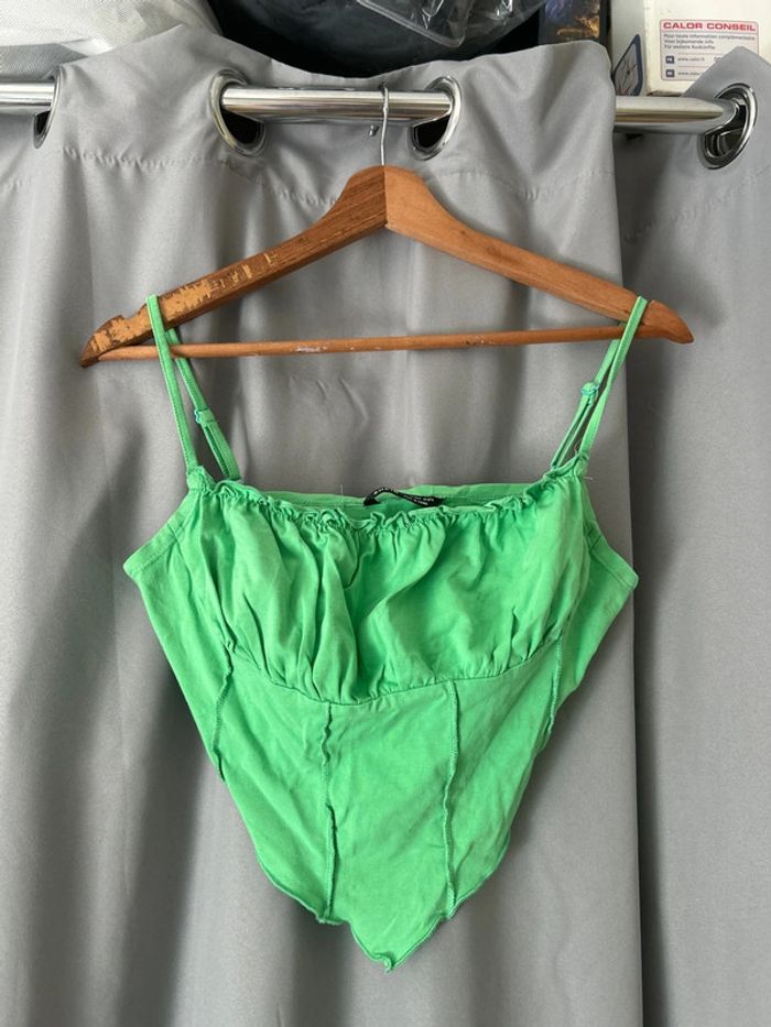 Crop top