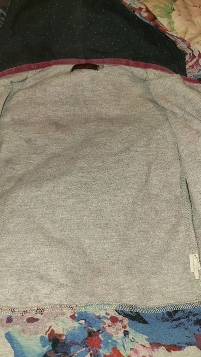 Gilet fleurie 8 ans - photo numéro 4