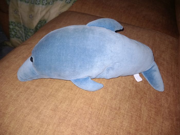 Dauphin en peluche