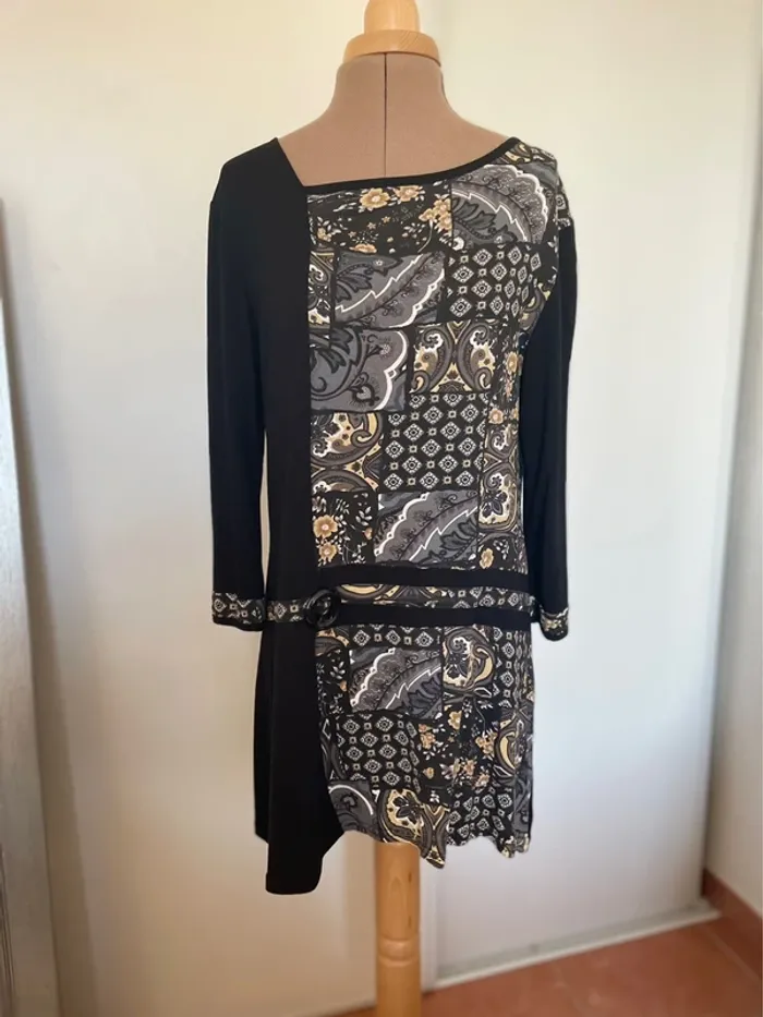 Robe Taille 40/42 - photo numéro 3