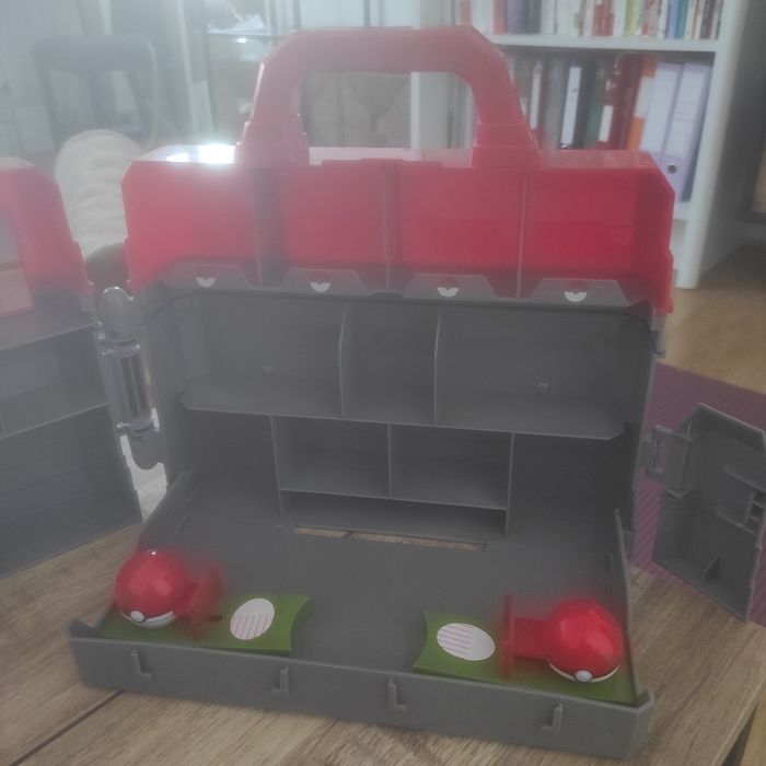 Tomy pokémon play center - photo numéro 3