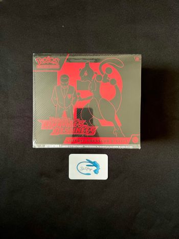 Pokémon ETB Rivalités Destinées EV 10 : 109€