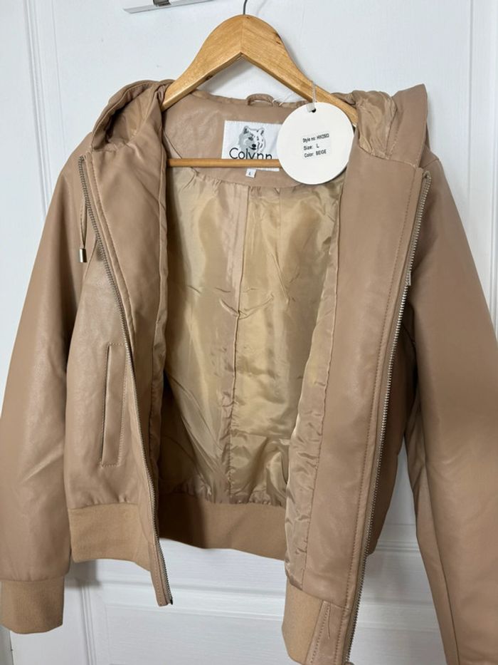 Blouson avec capuche neuf - photo numéro 8