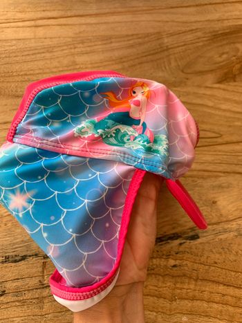 Casquette piscine fille
