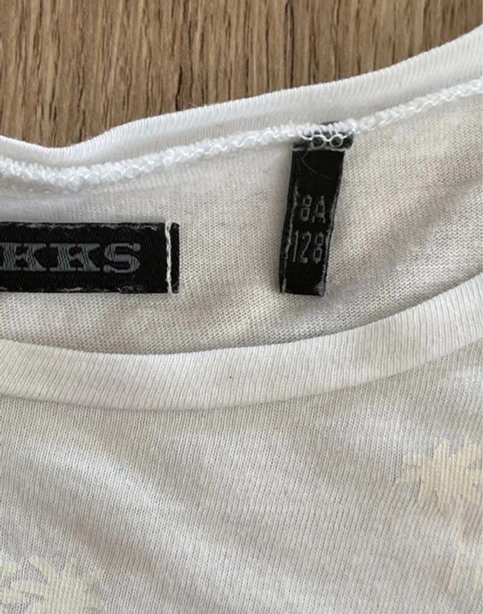 Tee shirt ikks taille 8 ans très bon état - photo numéro 2