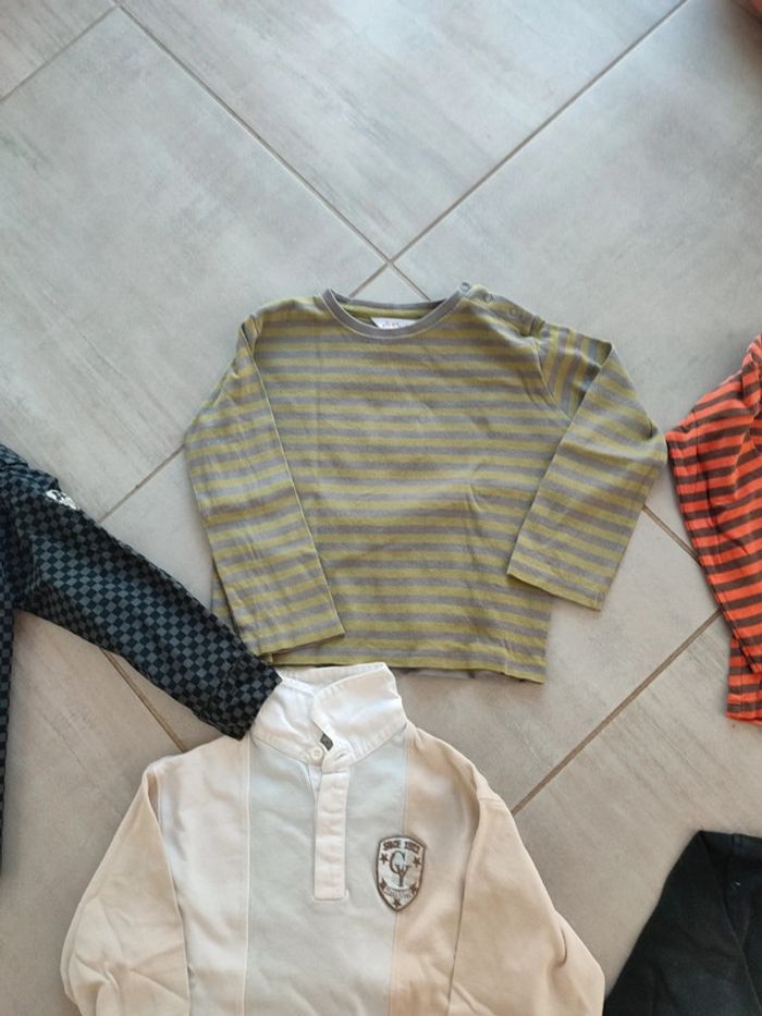 Gros lot de 20 vêtements garçon 5 ans - photo numéro 11