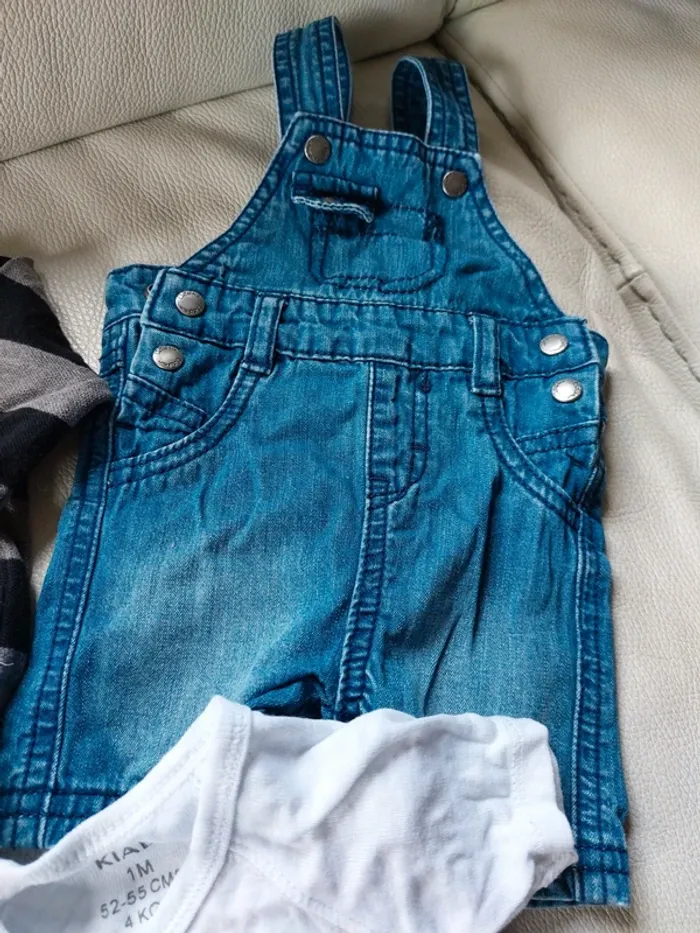 Lot de 6 articles vêtements bébé 1 mois - photo numéro 6