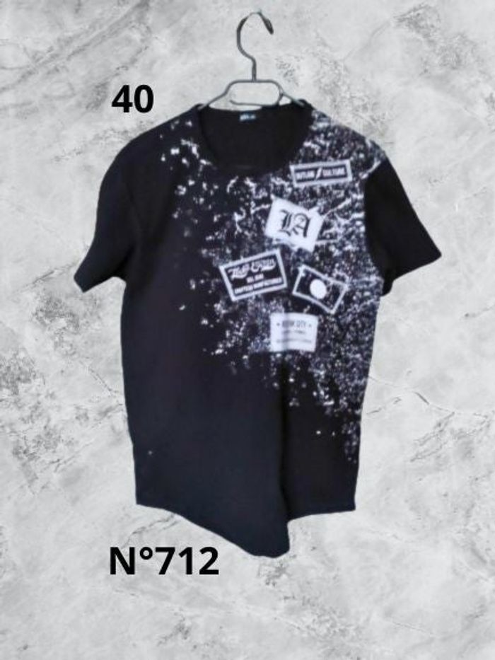 N°712 T-shirt noir/blanc T40. Jeel JNS.