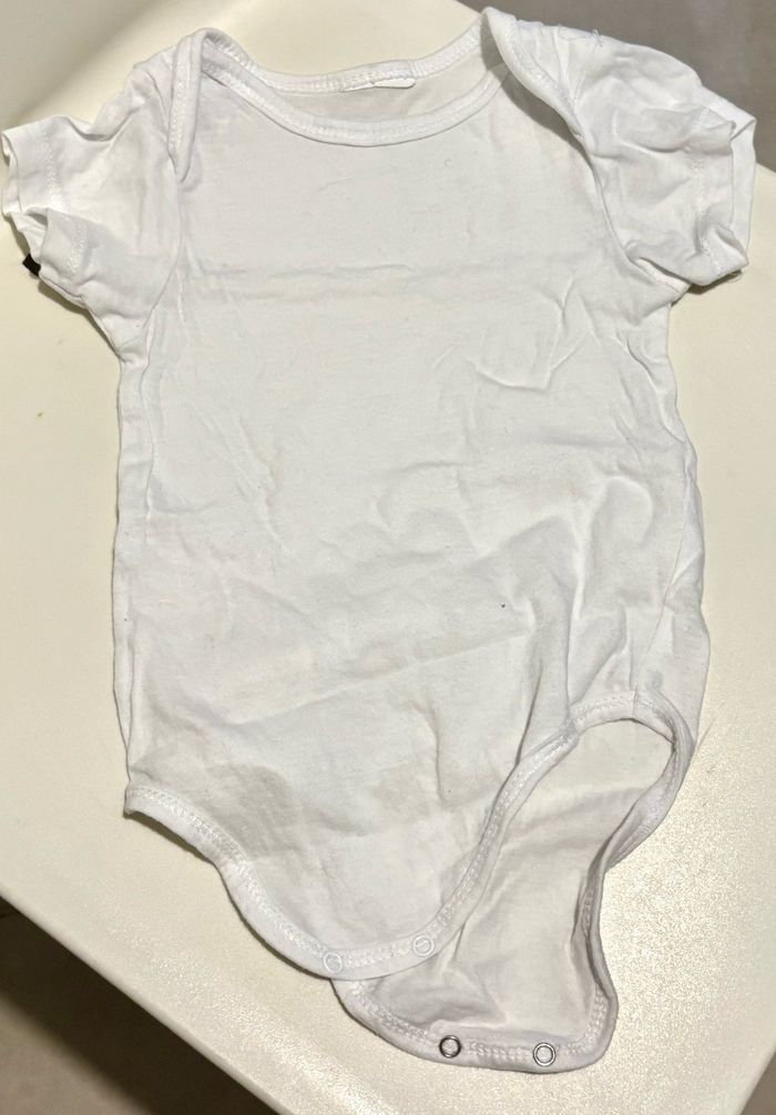 Lot de ventement bébé fille 3-6 - photo numéro 4