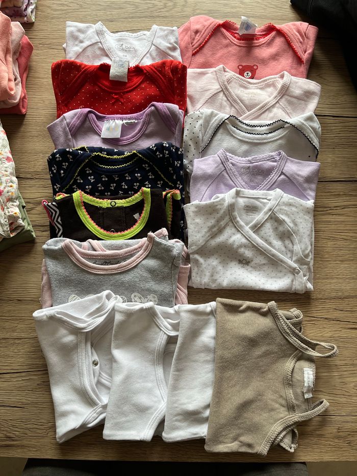 Bodys manches courtes 3 mois