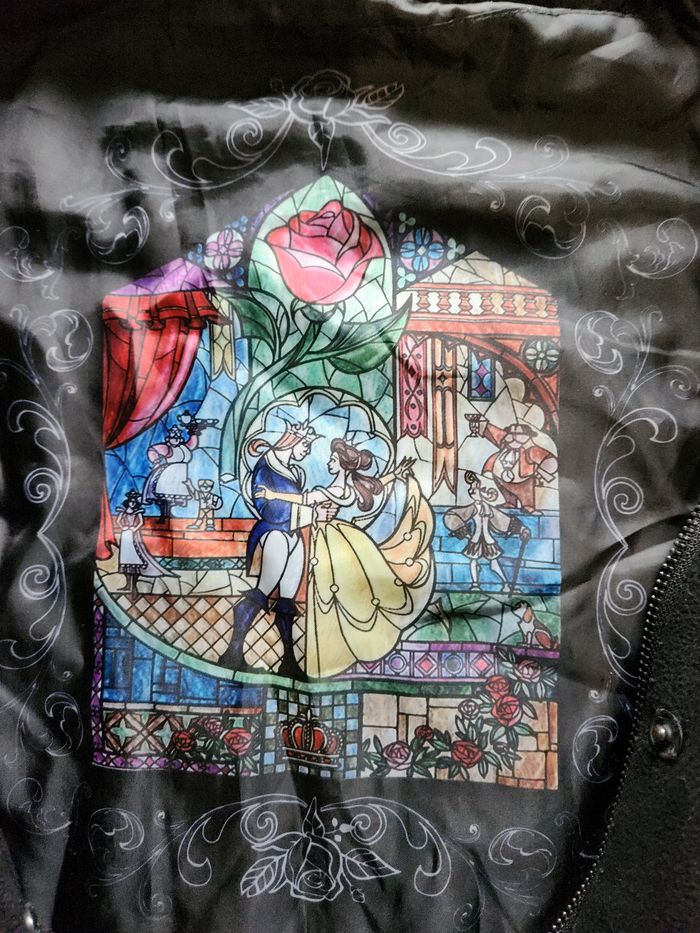 Manteau à capuche Belle et la bête disney - photo numéro 6