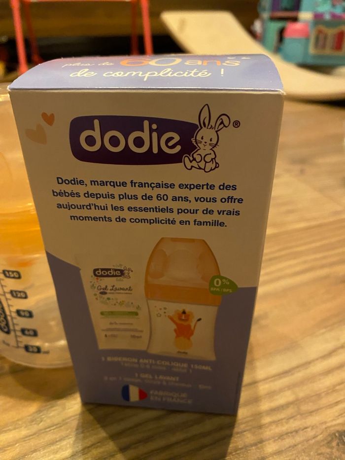 Lot 3 biberons Dodie neuf - photo numéro 2