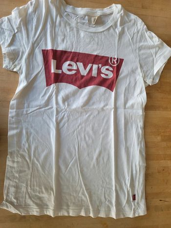 Tee-shirt levis