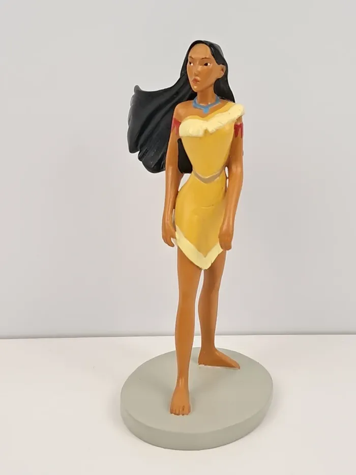 Figurine Pocahontas de Walt Disney - photo numéro 2