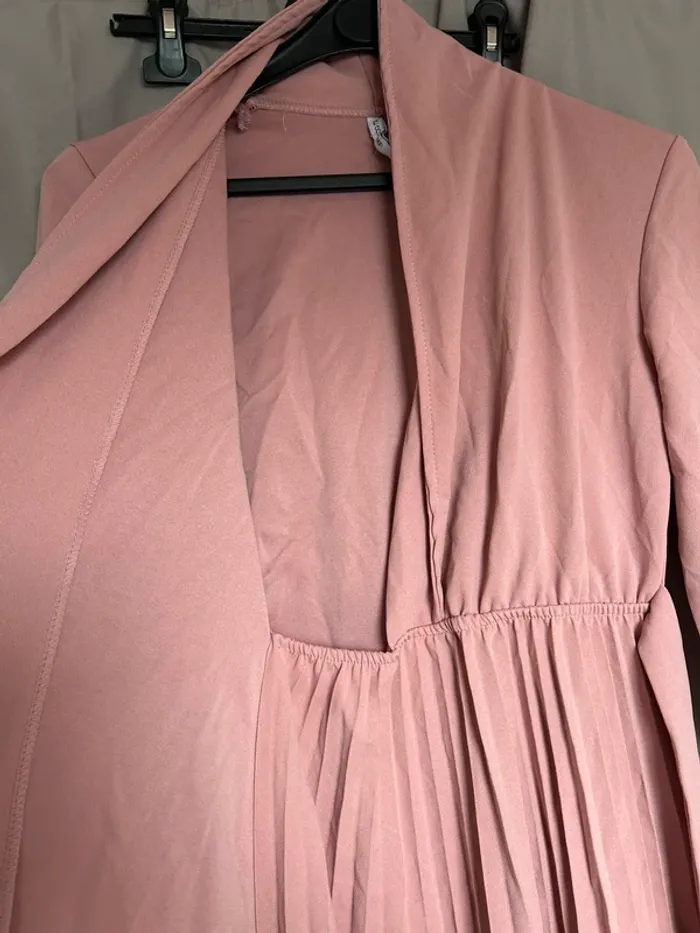 Robe courte - photo numéro 2