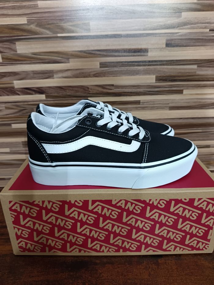 Basket vans