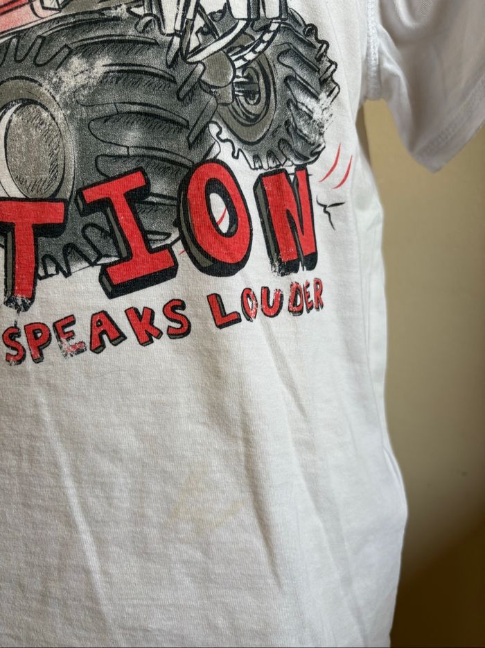 T-shirt garçon taille 122 - photo numéro 3