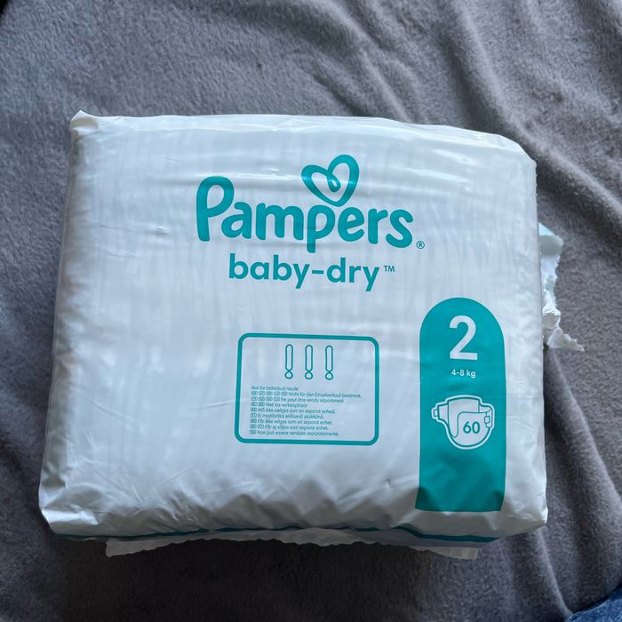 Couches Pampers baby dry Pampers Beebs