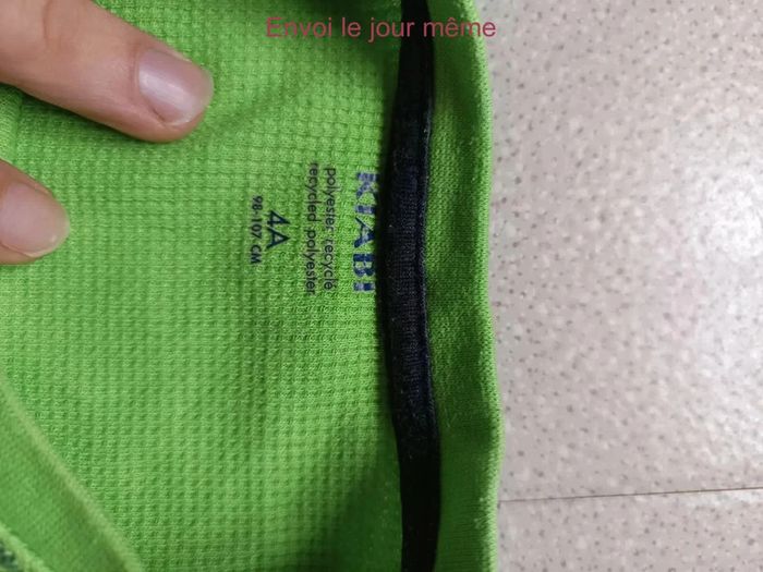 Tee shirt vert - photo numéro 2