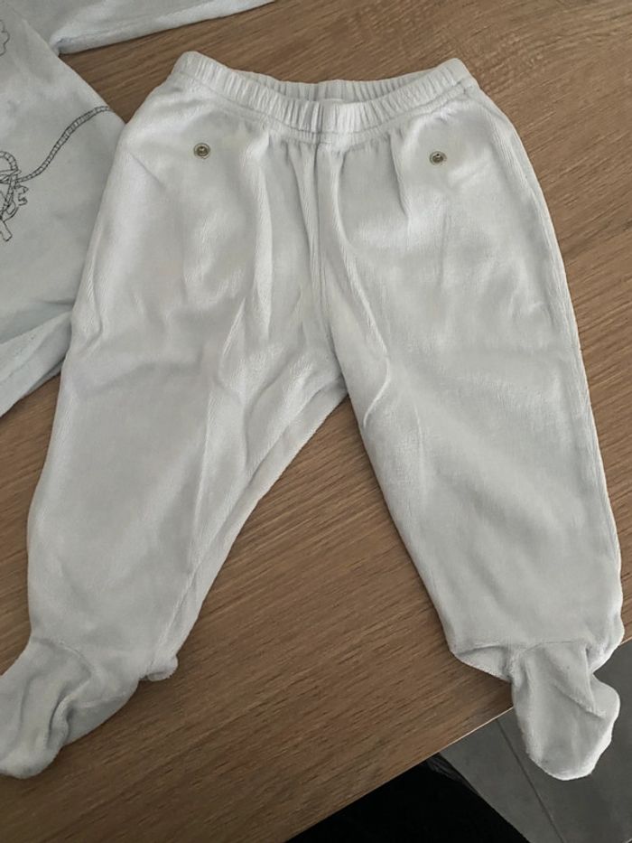 Lot 3 pyjamas 2 pièces 6 mois - photo numéro 11