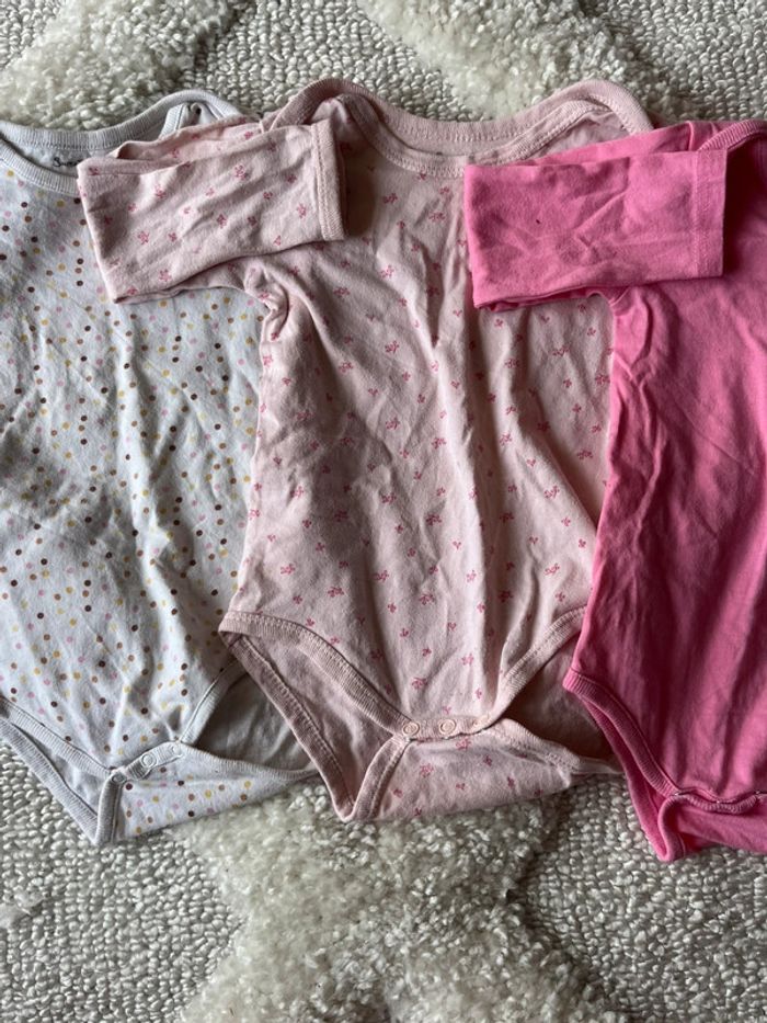 3 bodies à motifs - photo numéro 3