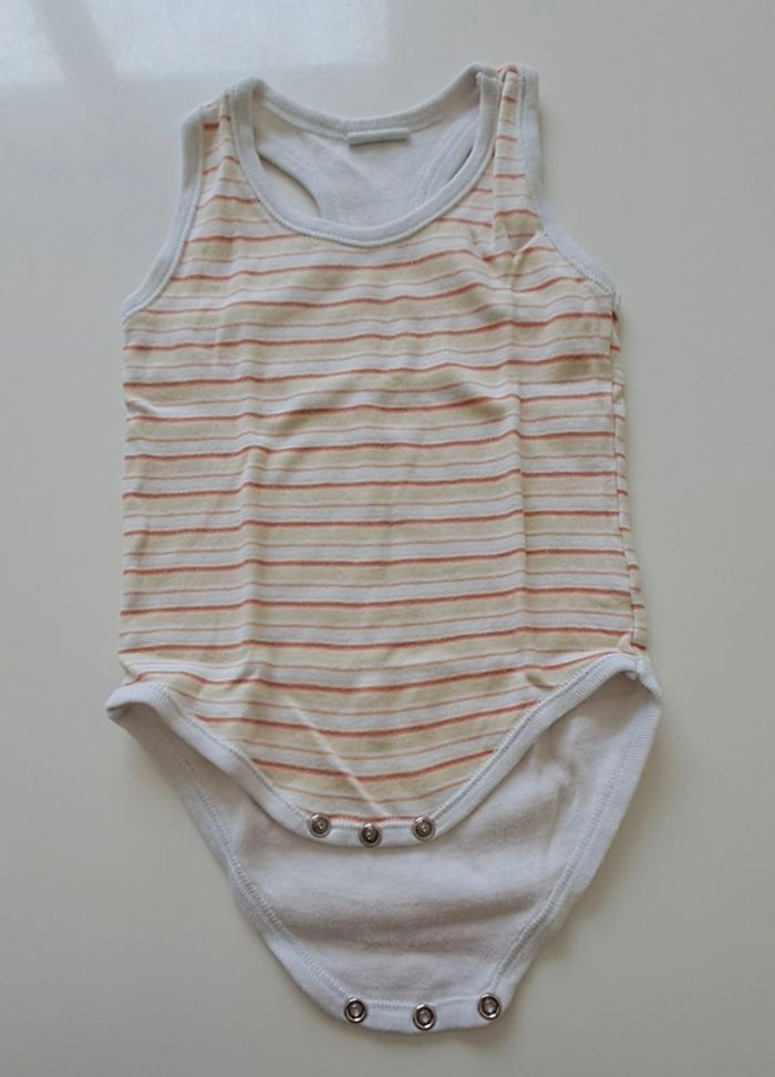 Lot de 5 bodies manches courtes 12 mois - photo numéro 9