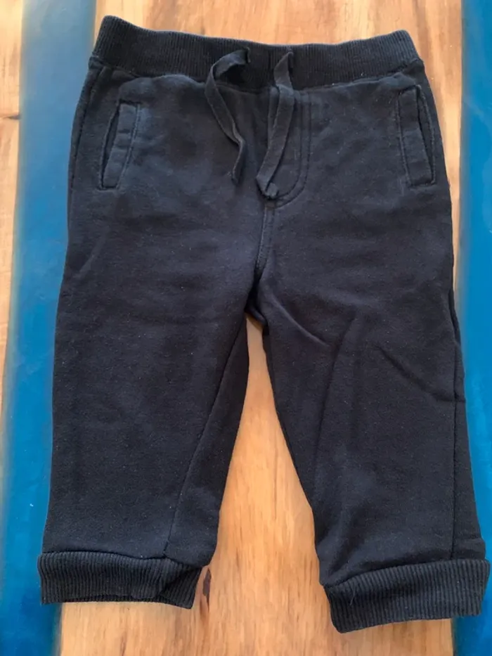 Jogging orchestra taille 12 mois