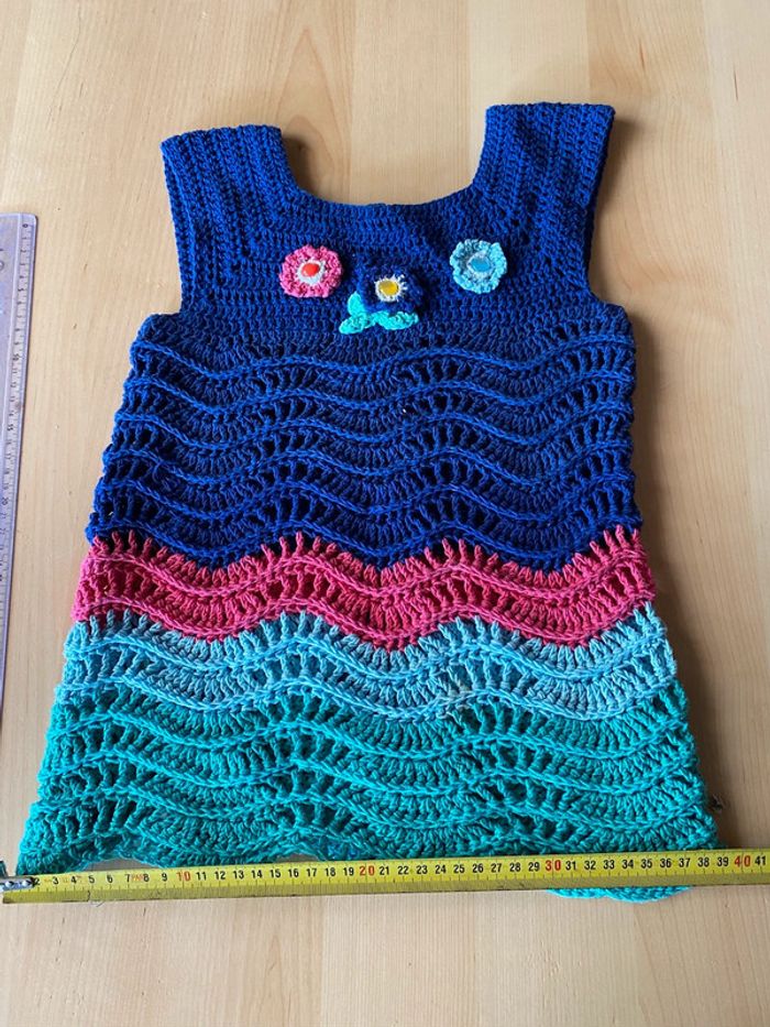 Robe crochet fait main maison fille 5 6 ans - photo numéro 3