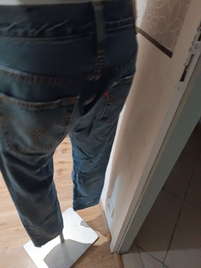 Jean levis femme t 34/36 - photo numéro 6