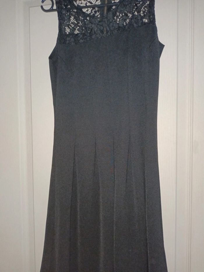Robe noir légère - photo numéro 2