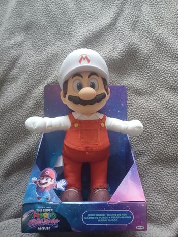 Figurine super Mario galaxy 35cm 