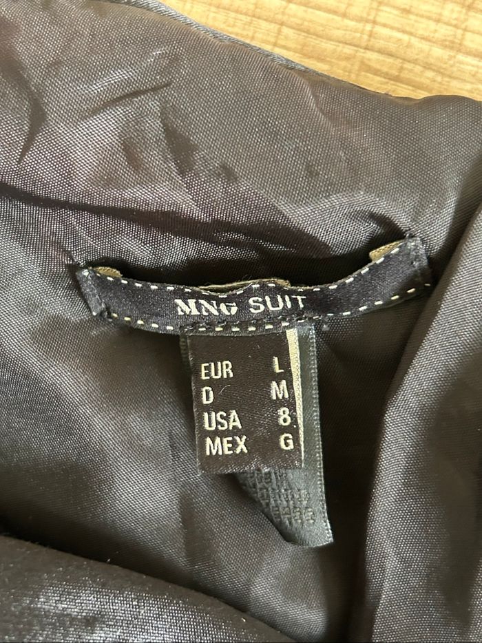 Robe noire satinée sans manches Mango taille L jamais portée (taille petit) - photo numéro 9