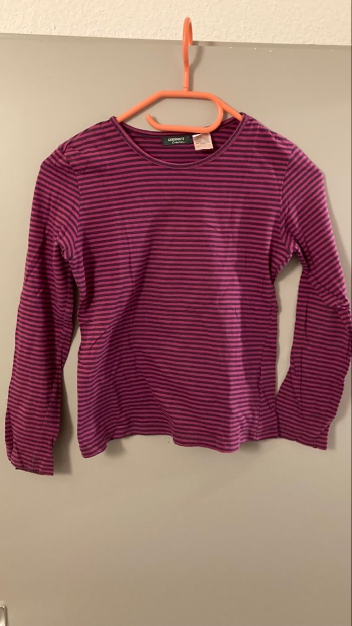 Lot de 5 T-shirts 12 ans (qui taille plutôt 10 ans) 4 manches longues et 1 manches courtes) - photo numéro 2