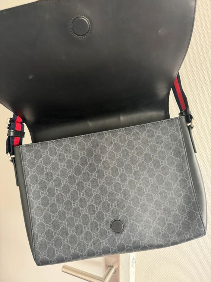 Sac bandoulière Gucci GG Suprême en cuir - photo numéro 18