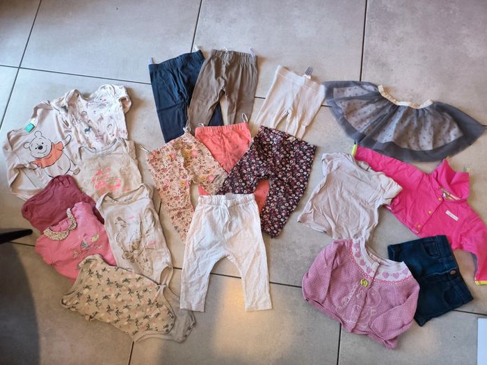 Lot 19 pièces fille 9 mois