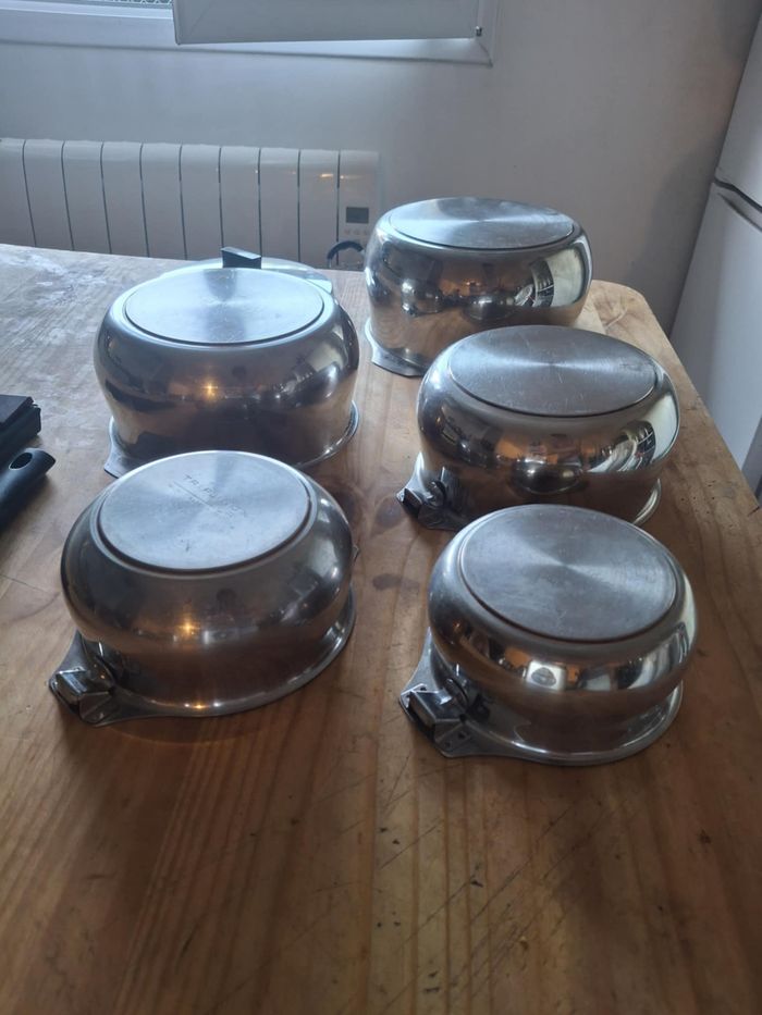 Batterie casseroles en inox 18/10 et cuivre Letang et Rémy en très bon état - photo numéro 5
