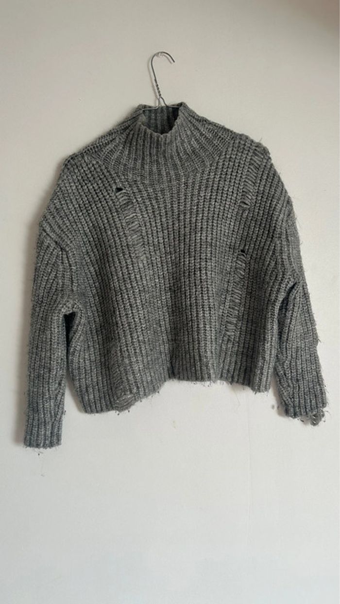 Pull gris Zara en laine effet destroy