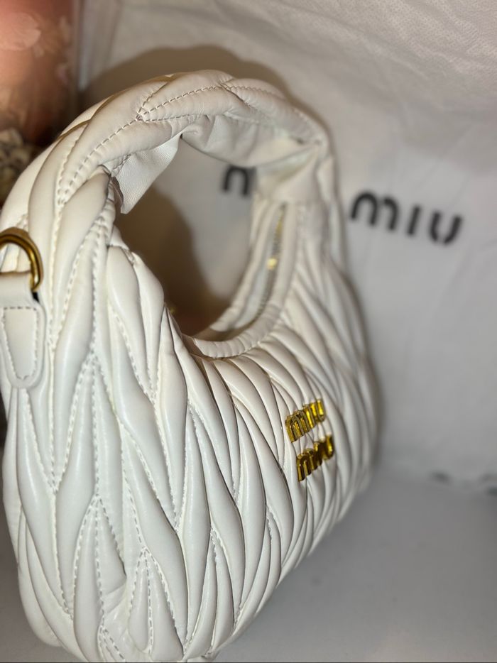 Sac Miu Miu matelassé blanc - photo numéro 7