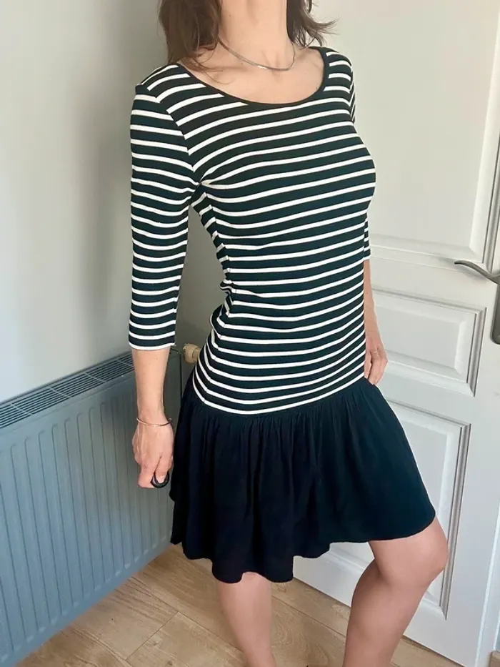 Robe patineuse rayée Naf Naf – Taille 36 (S) - photo numéro 2