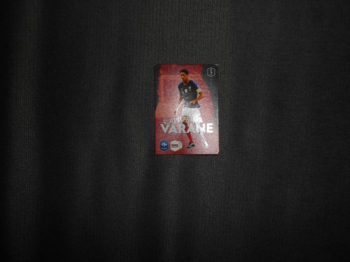 Carte Panini Family: Raphael Varane (C7) à 0,50 EURO - photo numéro 1
