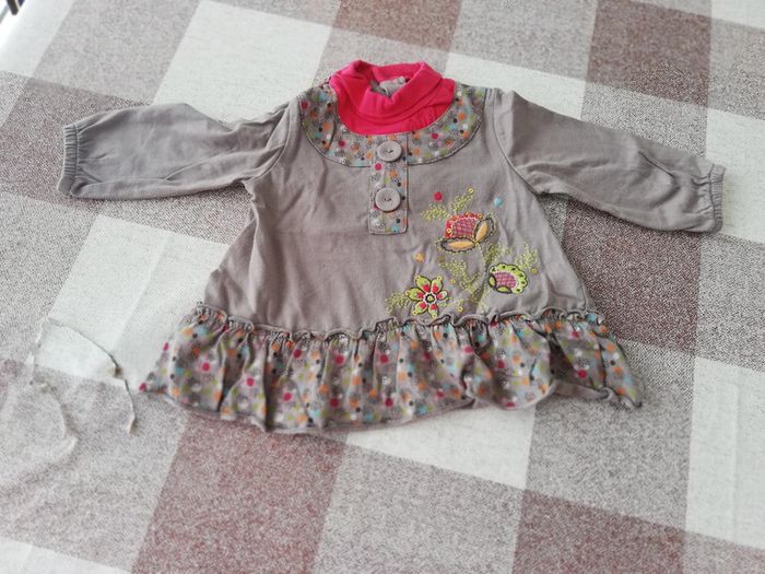 Tee shirt taupe col montant 6 mois