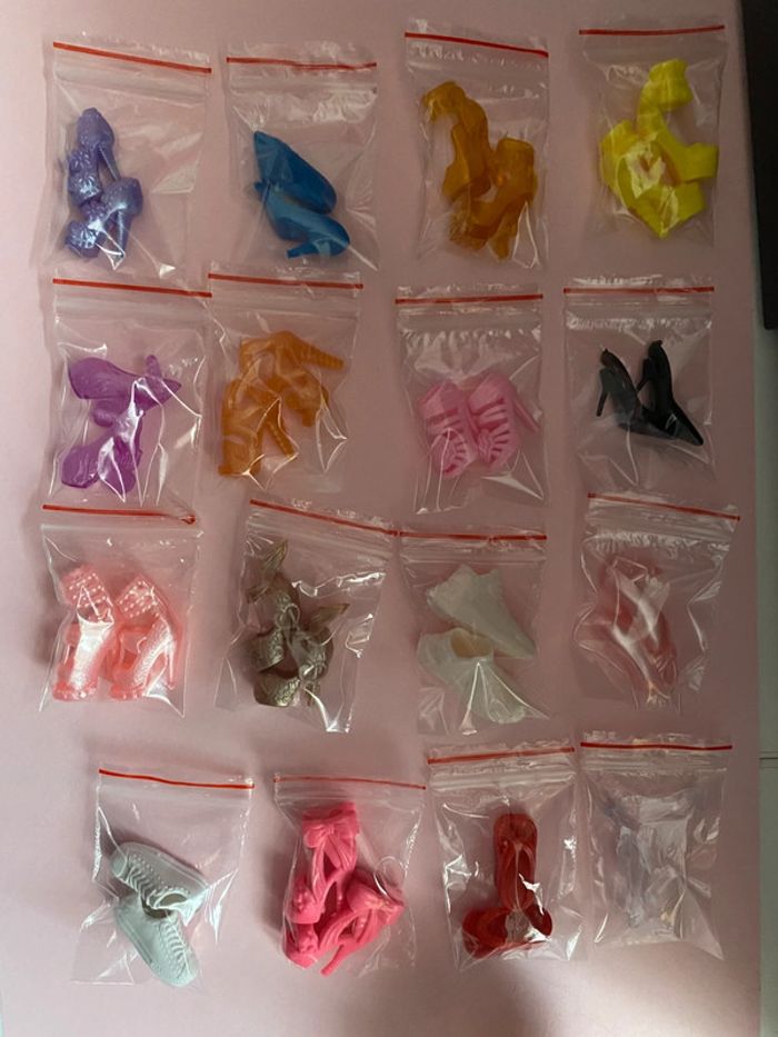 Chaussures pour poupée Barbie