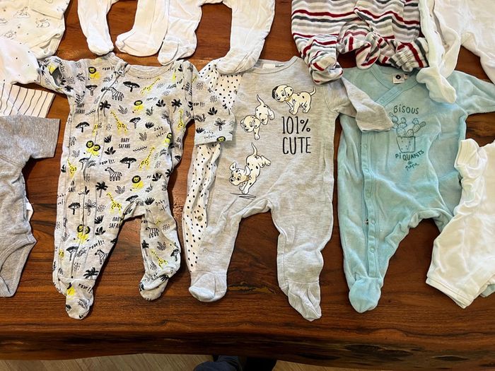 Lot vêtement 1 mois garçon - photo numéro 5