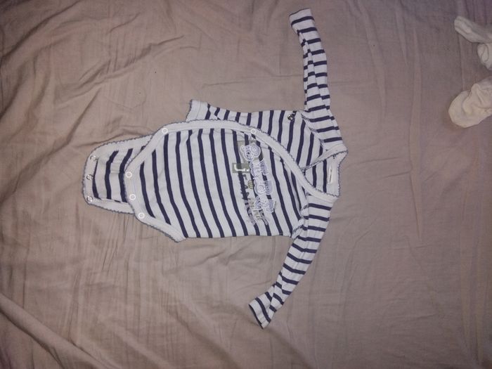 Lot pyjamas et bodies hiver