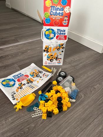 Mini cubes Buki