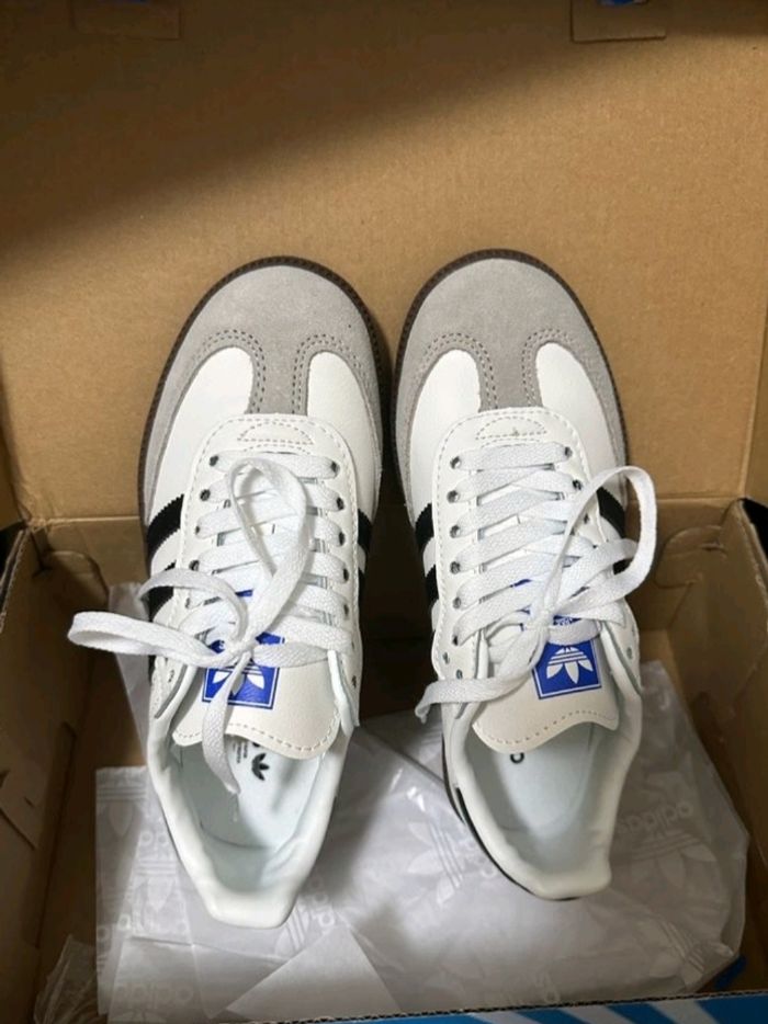 Baskets Adidas Samba 37