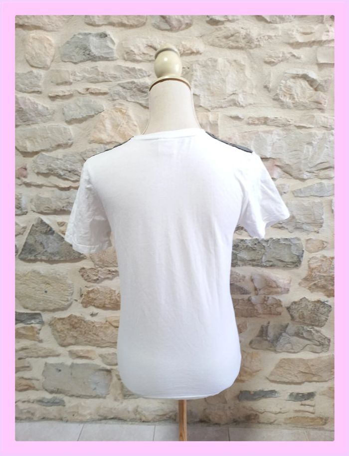 T-shirt Kappa XS blanc avec bande logo sur les épaules XS - photo numéro 2
