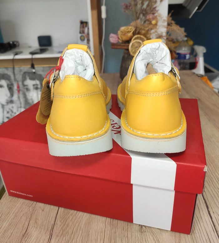Chaussures sandales cuir kickers moutarde Mary Jane neuves 34 - photo numéro 3
