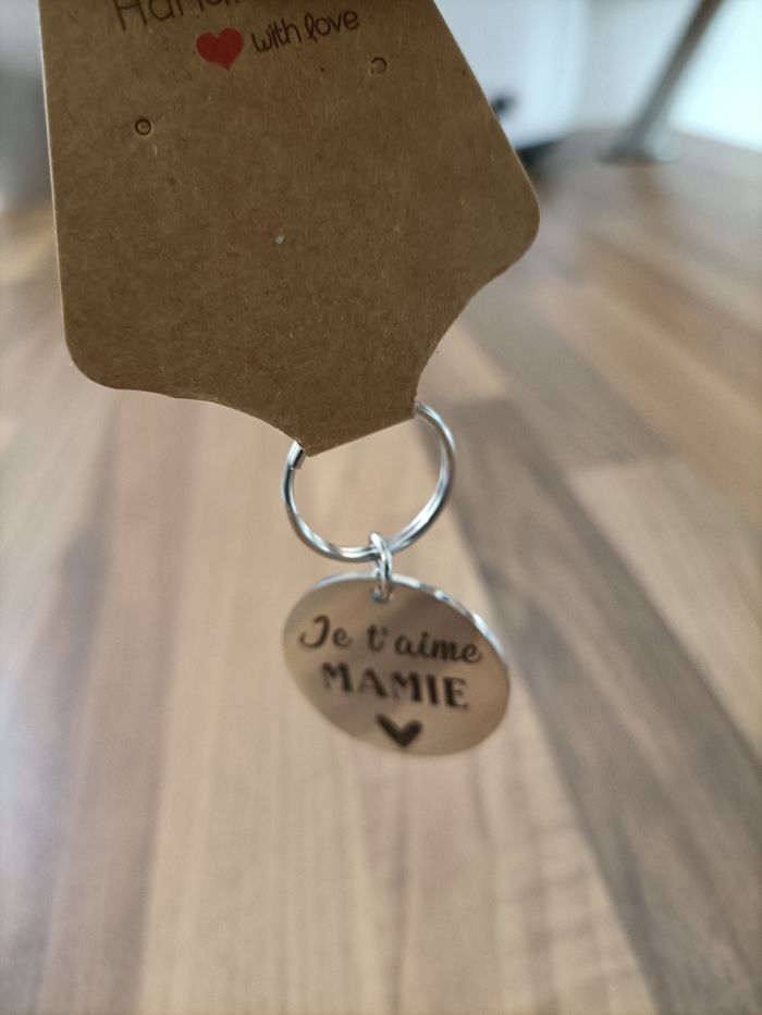Porte clé neuf Je t'aime Mamie - photo numéro 6